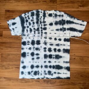 Classic Fruit of The loom Black and white tie dye cotton T-Shirt size LARGE
